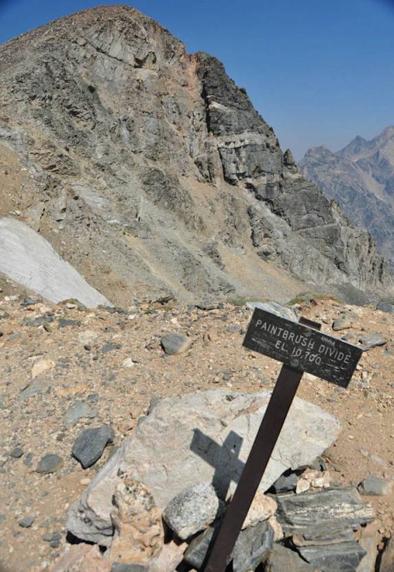 O ponto mais alto da trilha de 32 km pelo Grand Teton National Park, no Wyoming, nos Estados Unidos